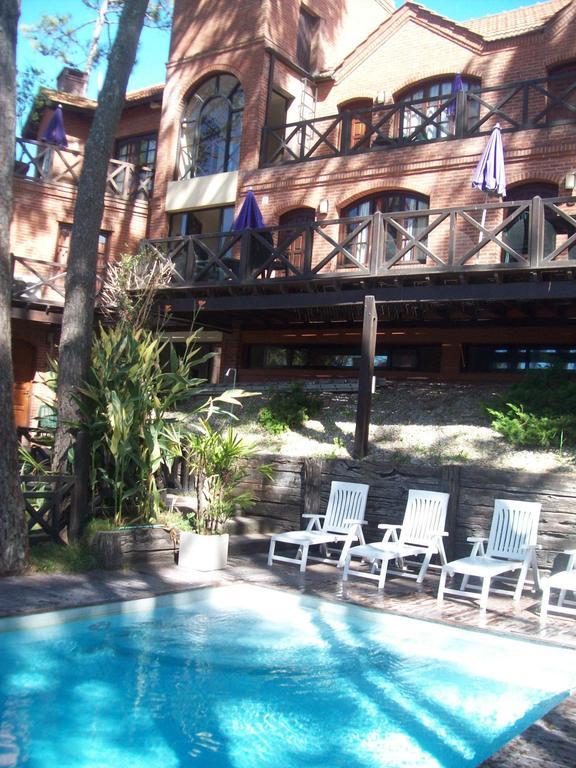 Apart Hotel Las Hadas Карило Екстериор снимка