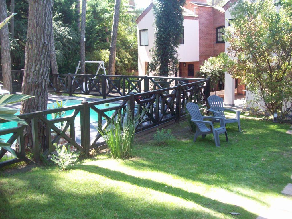 Apart Hotel Las Hadas Карило Екстериор снимка