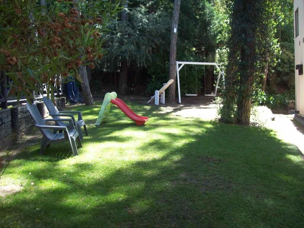 Apart Hotel Las Hadas Карило Екстериор снимка