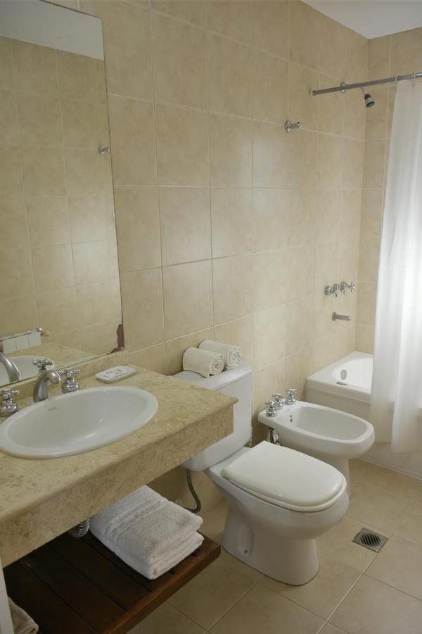 Apart Hotel Las Hadas Карило Екстериор снимка