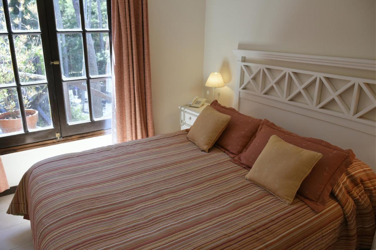 Apart Hotel Las Hadas Карило Екстериор снимка